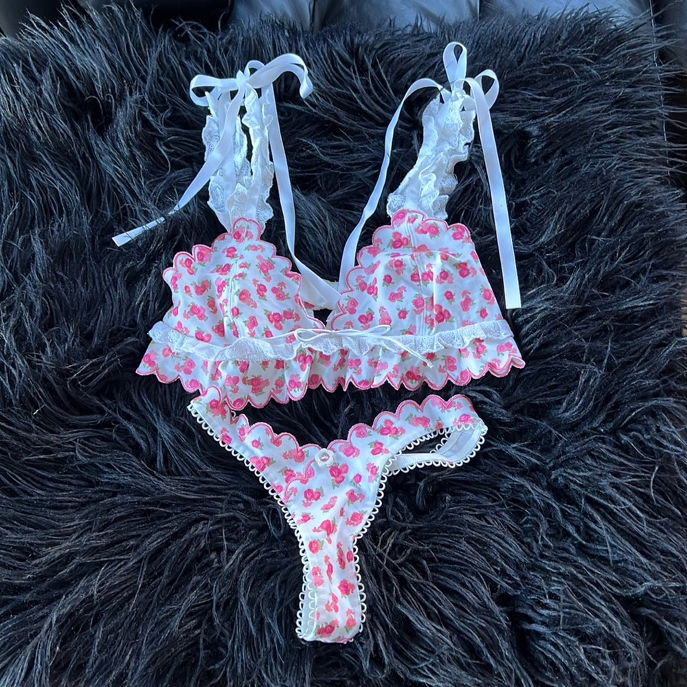 For Love & Lemons White Floral Medium Bra + Small Thong